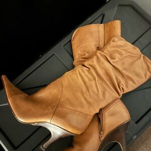 Bakers Tan Heeled Boots